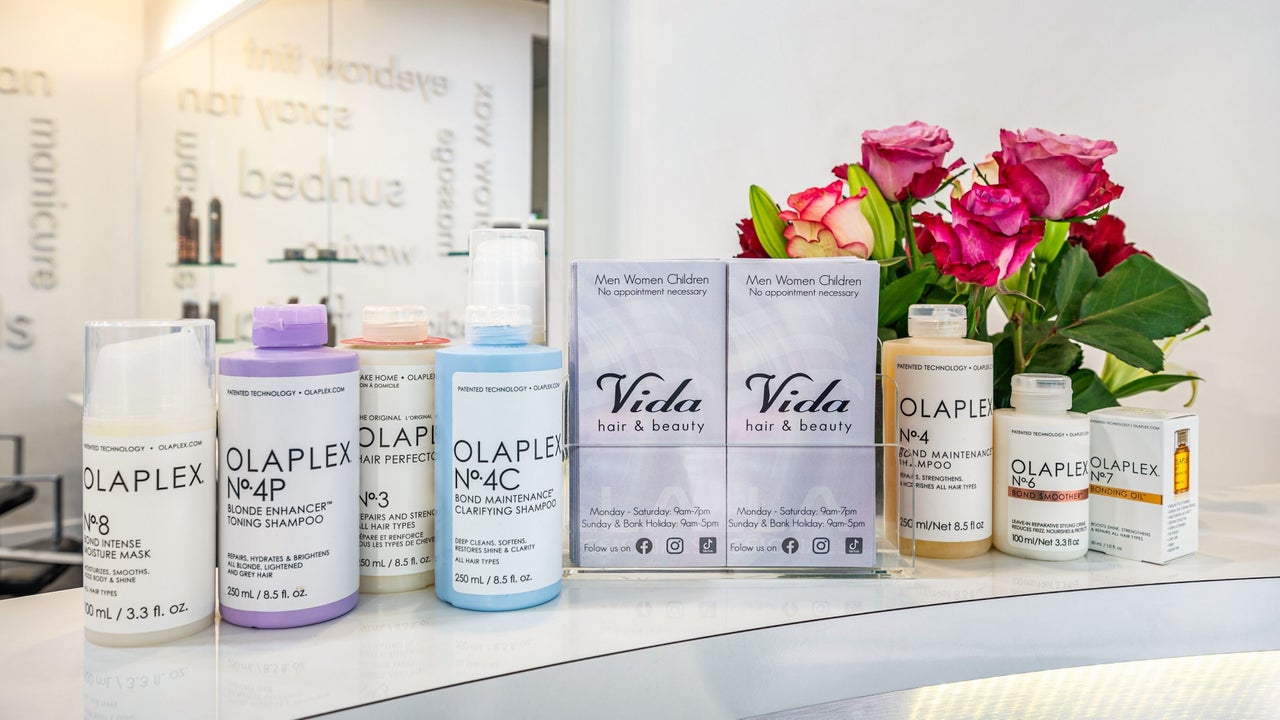 21df7048-6ca3-4281-9a91-3722f92fc5f2-vidahairbeautythemercury-gb-england-romford-fresha-3609804