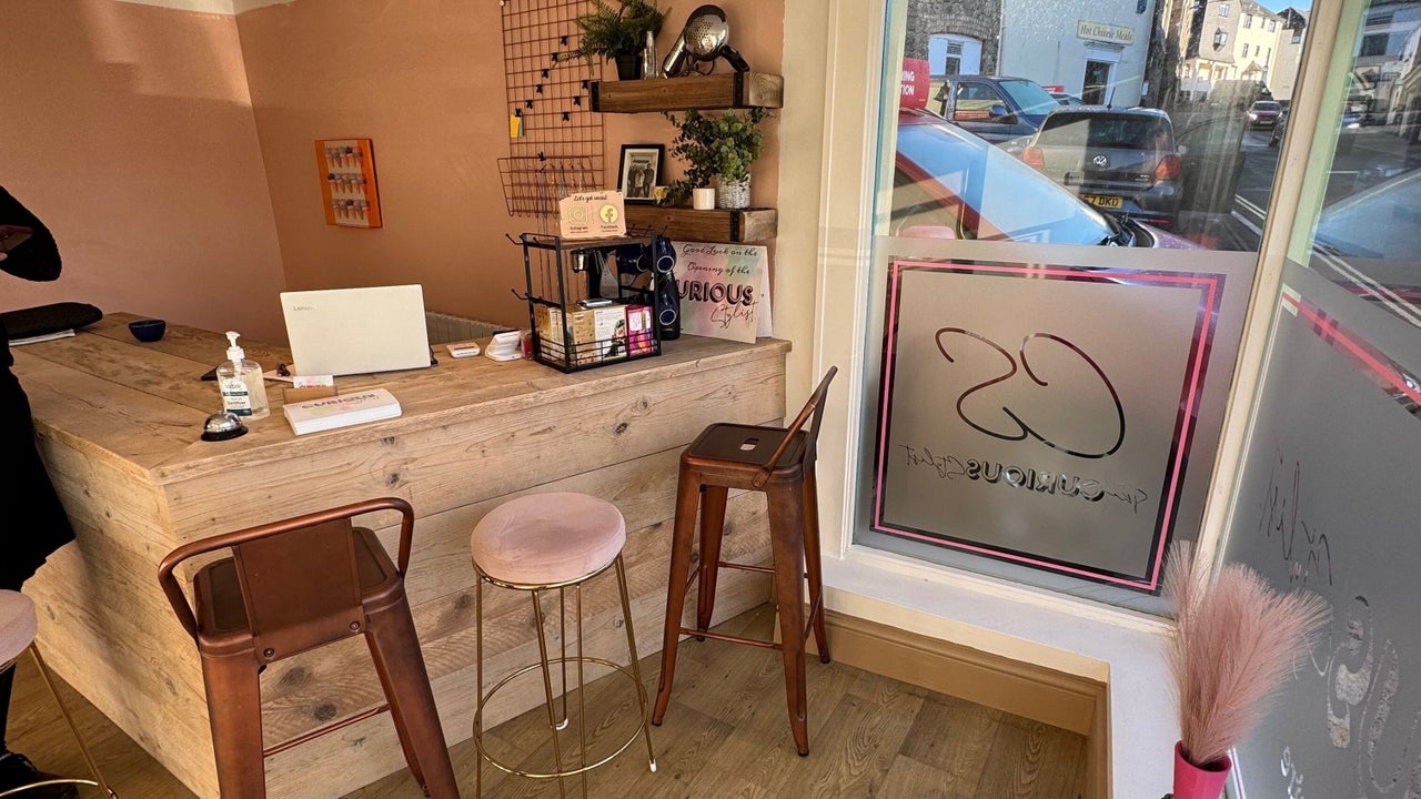 22207364-38a2-44b7-ab6f-699745a96be1-thecuriousstylist-gb-england-boveytracey-fresha-5648175