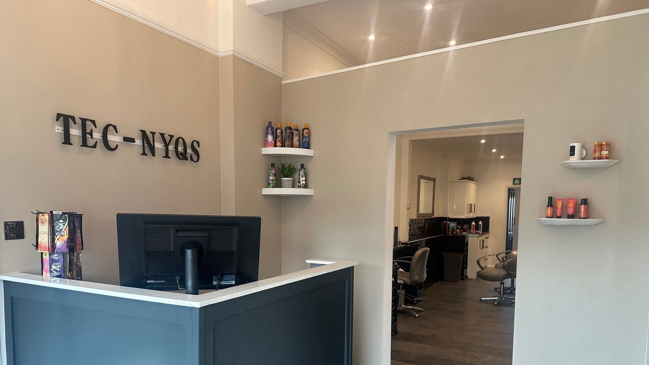 2355bc11-cc9c-4769-8f46-a7de6082a939-tec-nyqshair-gb-england-felixstowe-fresha-2024417