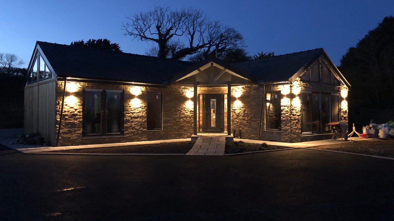 23c0aacc-eb73-4f0f-ab78-56fed4884976-thebarnbeautyrooms-gb-wales-robestonwathen-fresha-1966153