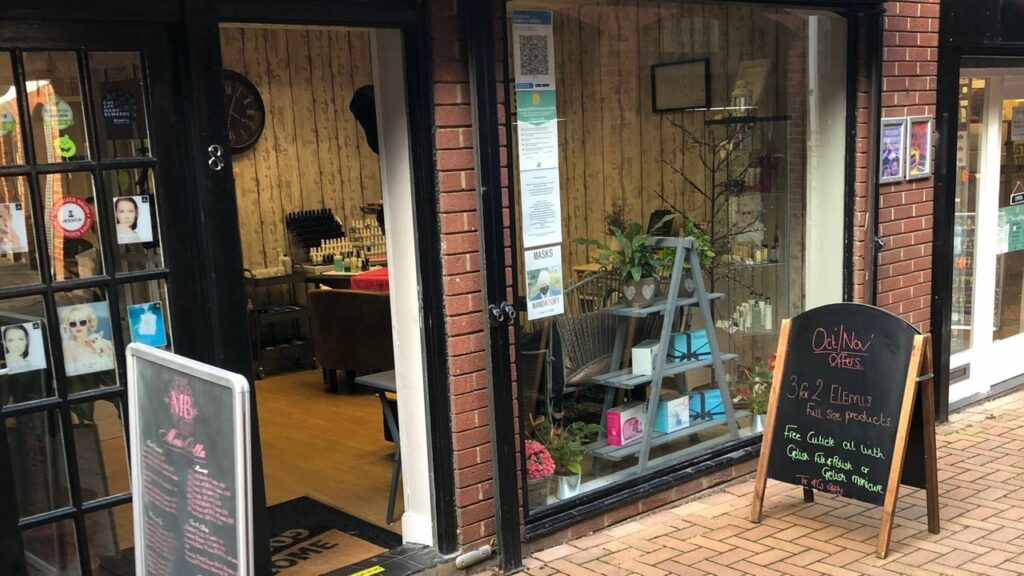 23d54ccf-7f95-4c8f-9cd1-dc82ae2a5d74-modobella-gb-england-banbury-fresha-8998632