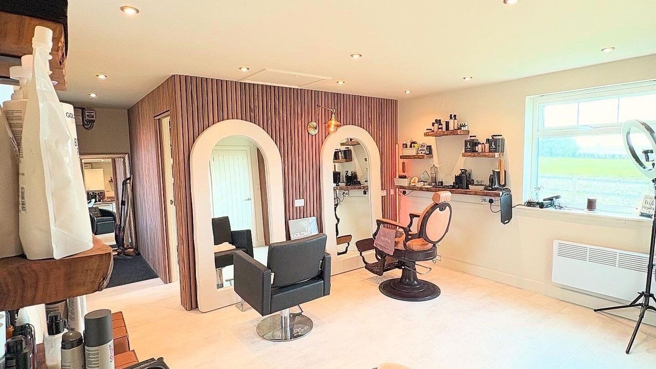 23ebe99b-933d-4bda-9362-dd24b5f0aa20-properbarberingchicheley-gb-england-newportpagnell-chicheley-fresha-6230759