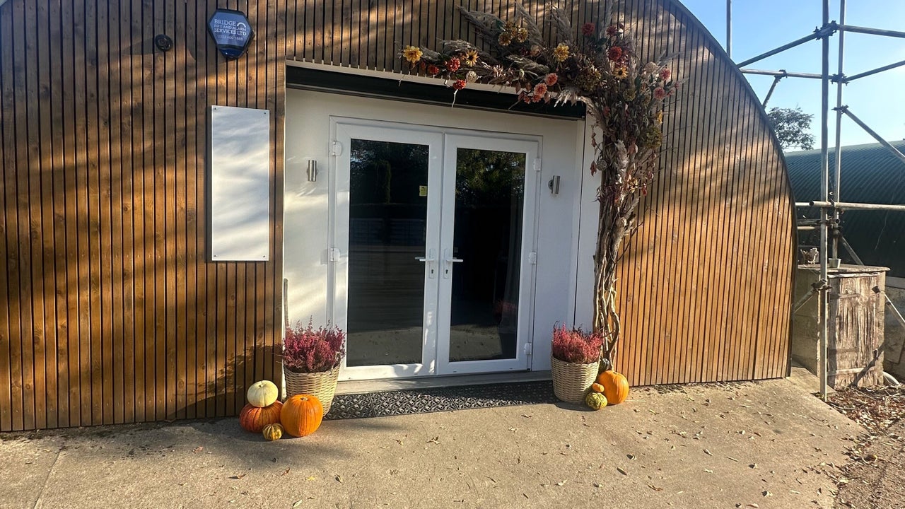 2480048d-df6c-4499-8b39-2c1bf3b2a000-carleyburkeaesthetics-gb-england-bexley-fresha-8579296