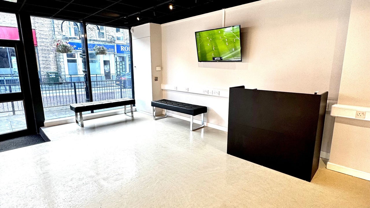 24eb673d-7cea-4d32-810d-114621fdc813-simplyroguebishopauckland-gb-england-bishopauckland-fresha-2139909