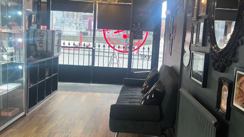 24f84620-62ae-47dc-a128-2e73b57b30ca-piercemejessib-gb-england-newark-on-trent-fresha-8789013