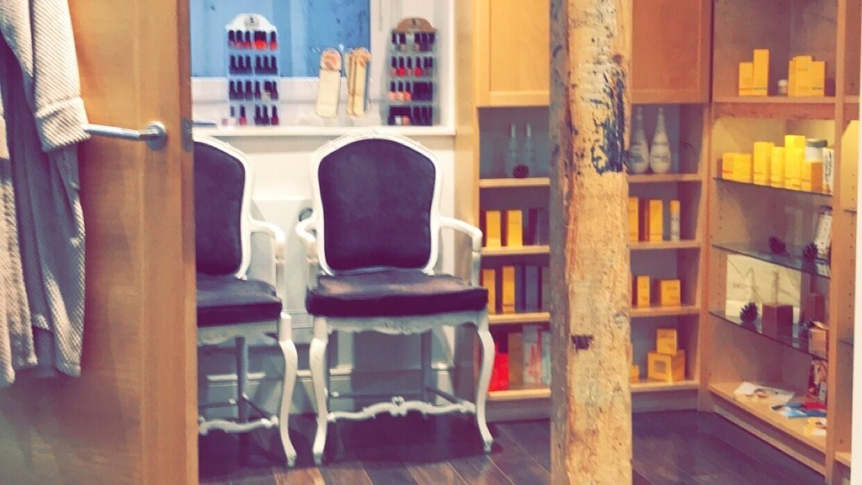 25563e03-61e9-4f31-8b5f-a2339be5ddda-amylouiseatespriturbanretreat-gb-england-saffronwalden-fresha-7129542