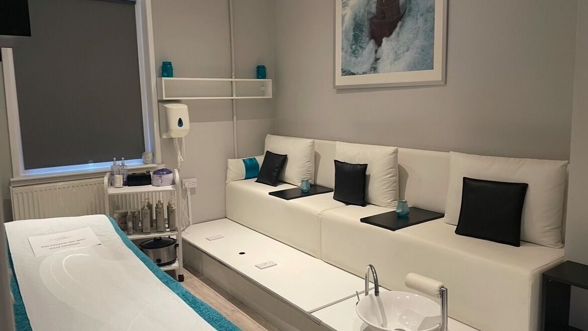 26d9b205-3f2c-43b9-a648-dc7deff0c195-permanentperfectionhairbeauty-gb-scotland-edinburgh-fresha-8508423