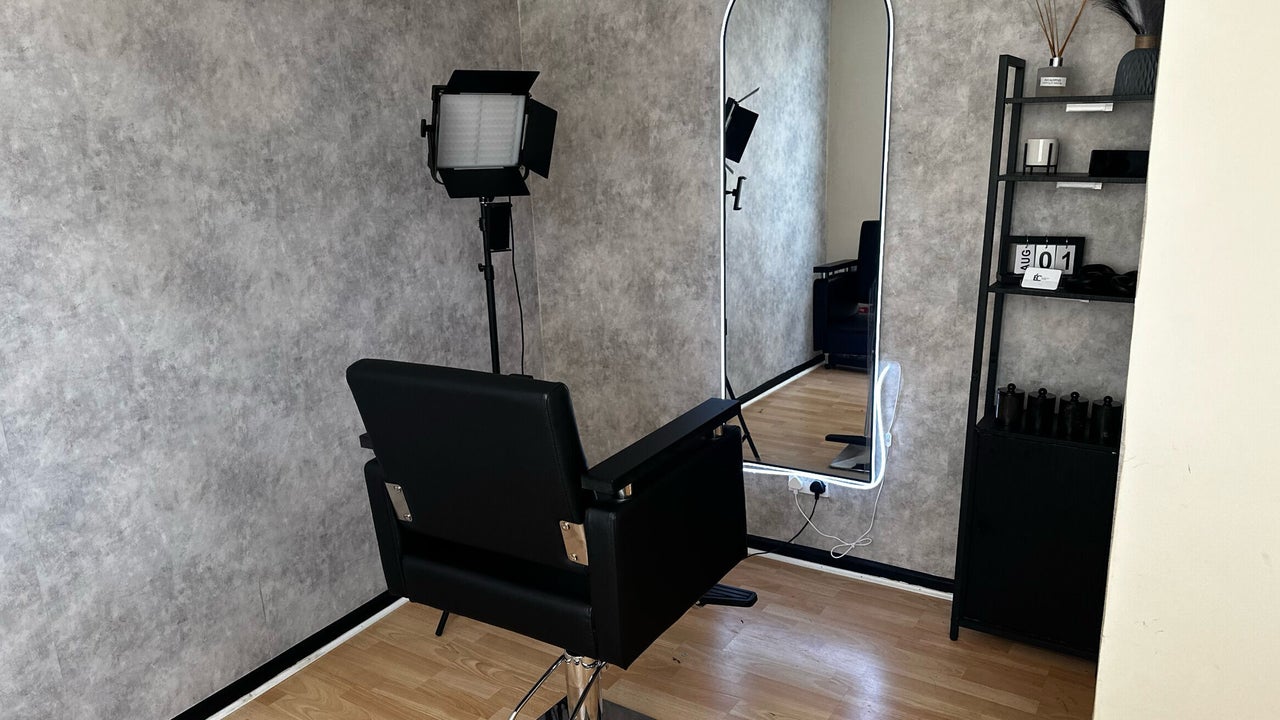 26f55696-a47d-464c-a5c2-6e26d314dfff-twoceescuts-gb-england-stoke-on-trent-hanley-fresha-2055164