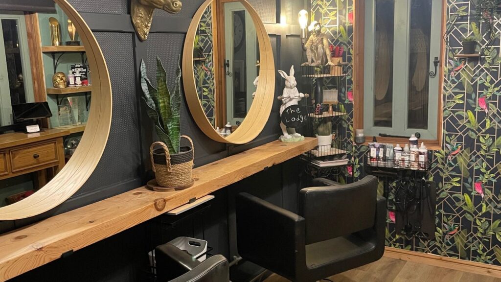 273a49e4-07c2-4c51-aca2-b6971a1cb264-helentetherawardwinninghairatthelodge-gb-england-brierleyhill-fresha-2954863