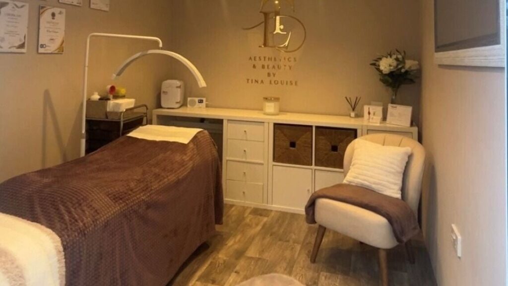 277ec352-68a1-4ea9-8dff-d2360f21b990-aestheticsbeautybytinalouise-gb-england-bristol-kingswood-fresha-6038677