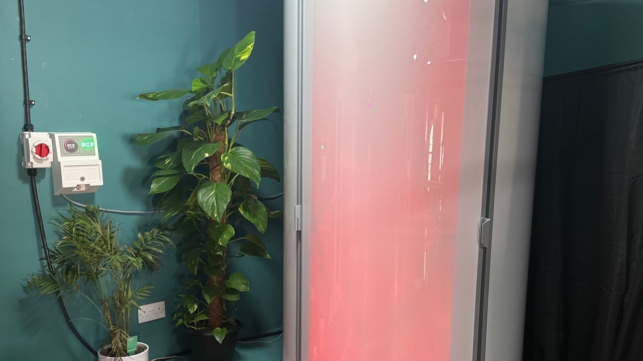 278215e2-4054-4f6d-849e-acbc6d56840d-hiddenhotspottanningsalon-gb-england-louth-fresha-7080894