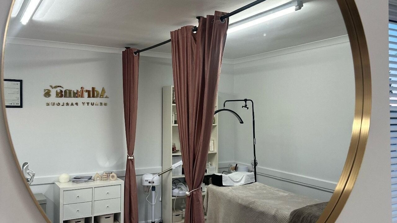 27e6fdc2-fc4c-47b4-ad00-fc81a75f11b3-adrianasbeautyparlour-gb-england-reading-woodley-fresha-2118137