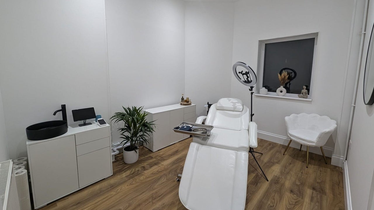 28f1974f-1ff9-4e9c-9211-a4c378678f6b-caramarie-gb-uk-polegate-fresha-3284631