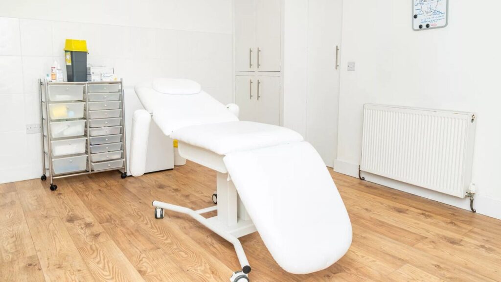 28f4d63a-e7a7-4f16-ad0a-f293f6fb7c67-ohsoglow-gb-england-halifax-fresha-9399817