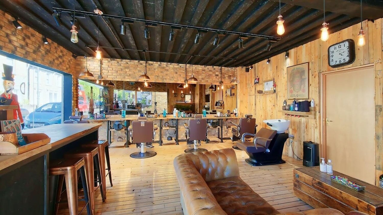 29afa26b-8e43-4bc1-bf73-135cc7c10c32-thedapperfox-hamptonwick-gb-england-hamptonwick-fresha-9025183