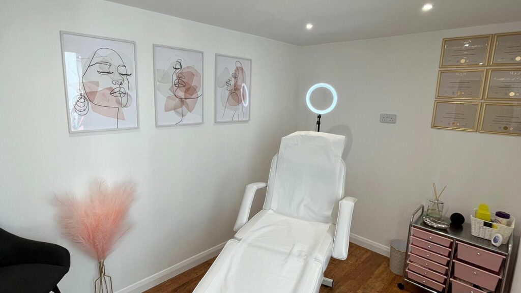 2a4572ce-5870-4d01-b0db-de0ced85a798-8096451