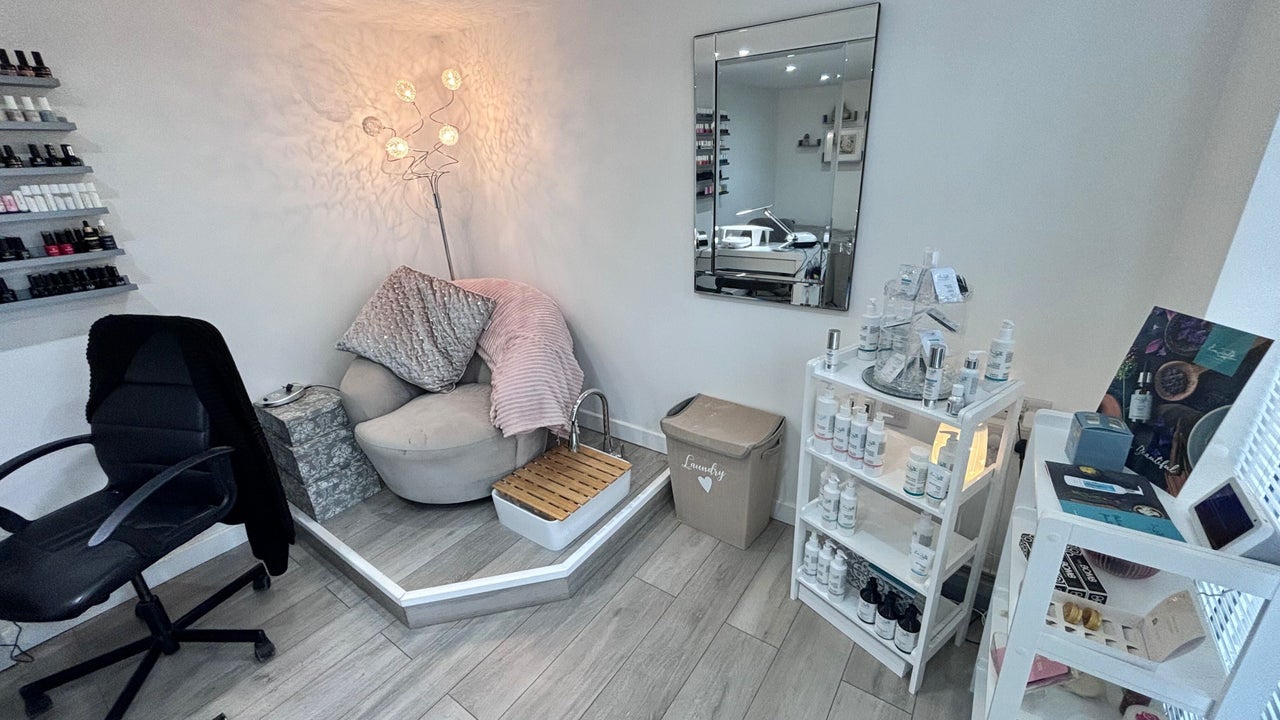 2a67066f-30b3-42bd-89dd-c3d12cc0b94d-beautybykadi-gb-england-weston-super-mare-haywoodvillage-fresha-6129710