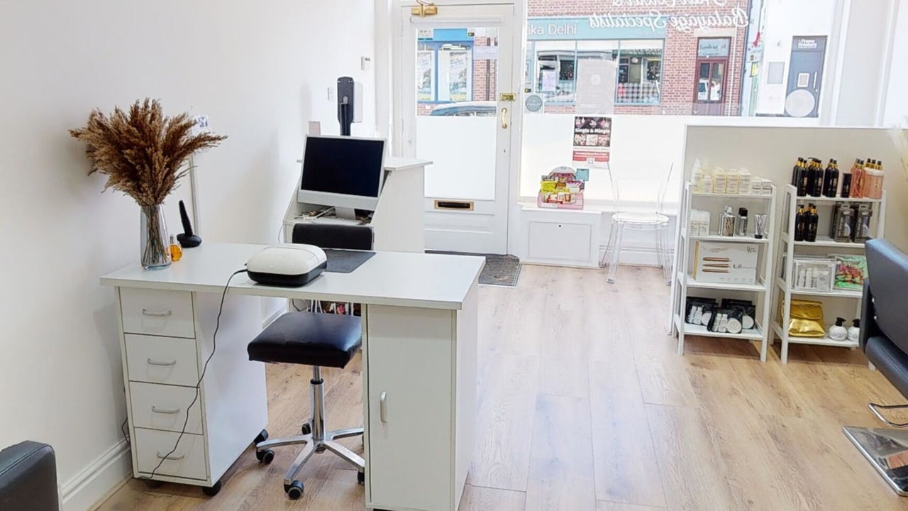 2b6ae0db-9327-4be8-9819-c8d3e412957f-chichairbyaprilcole-gb-england-ruddington-fresha-2236534