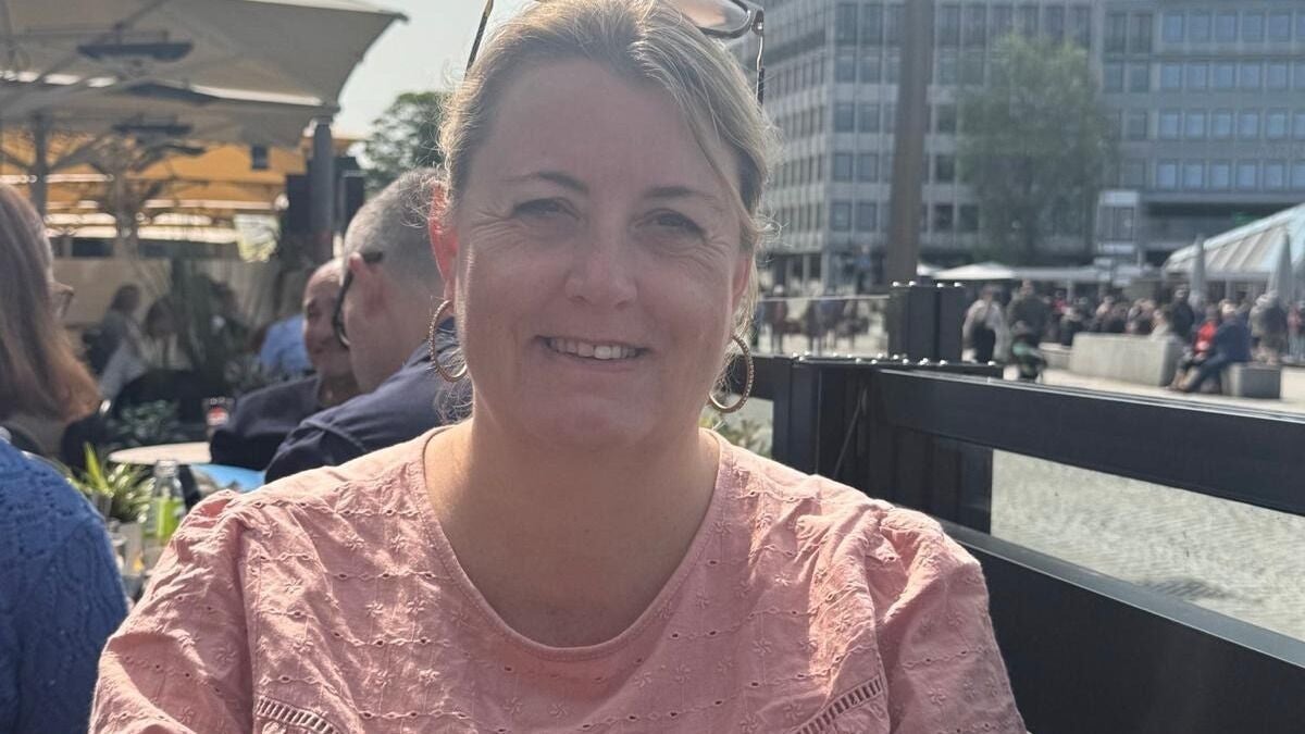 2bde9624-a6b1-40d3-aa72-3bd376a10245-funkyfeet-gb-england-weymouth-fresha-6016088