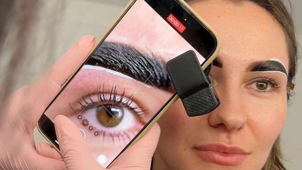 2d23eba5-218b-47d5-98cc-6e9d07bc22b9-melisaissabrowsmakeup-gb-watford-watford-fresha-1749548