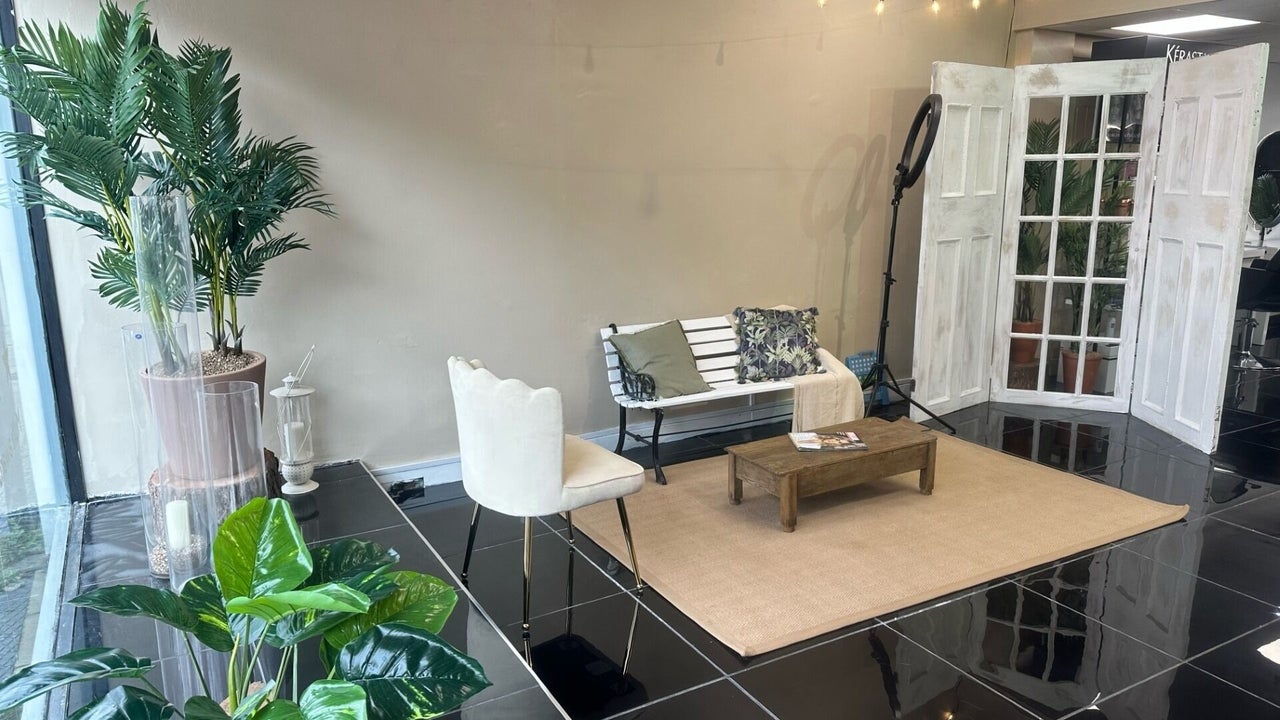 2dfb75b5-dee6-4ba1-9fb6-458d29924e39-glosshairlounge-gb-england-poole-fresha-3787546