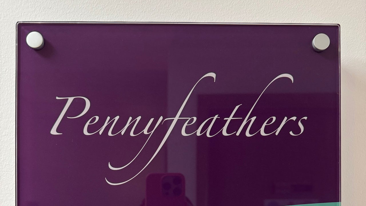 2f87b584-f515-4990-bbab-176f36f57d69-pennyfeathers-gb-stsaviour-saintsaviour-fresha-4289254