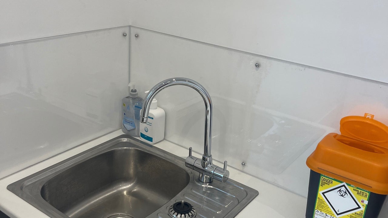 2f8dabe4-e2f9-41f3-96f1-45520ed39ebc-aesthetix-gb-england-glenfield-fresha-3365744