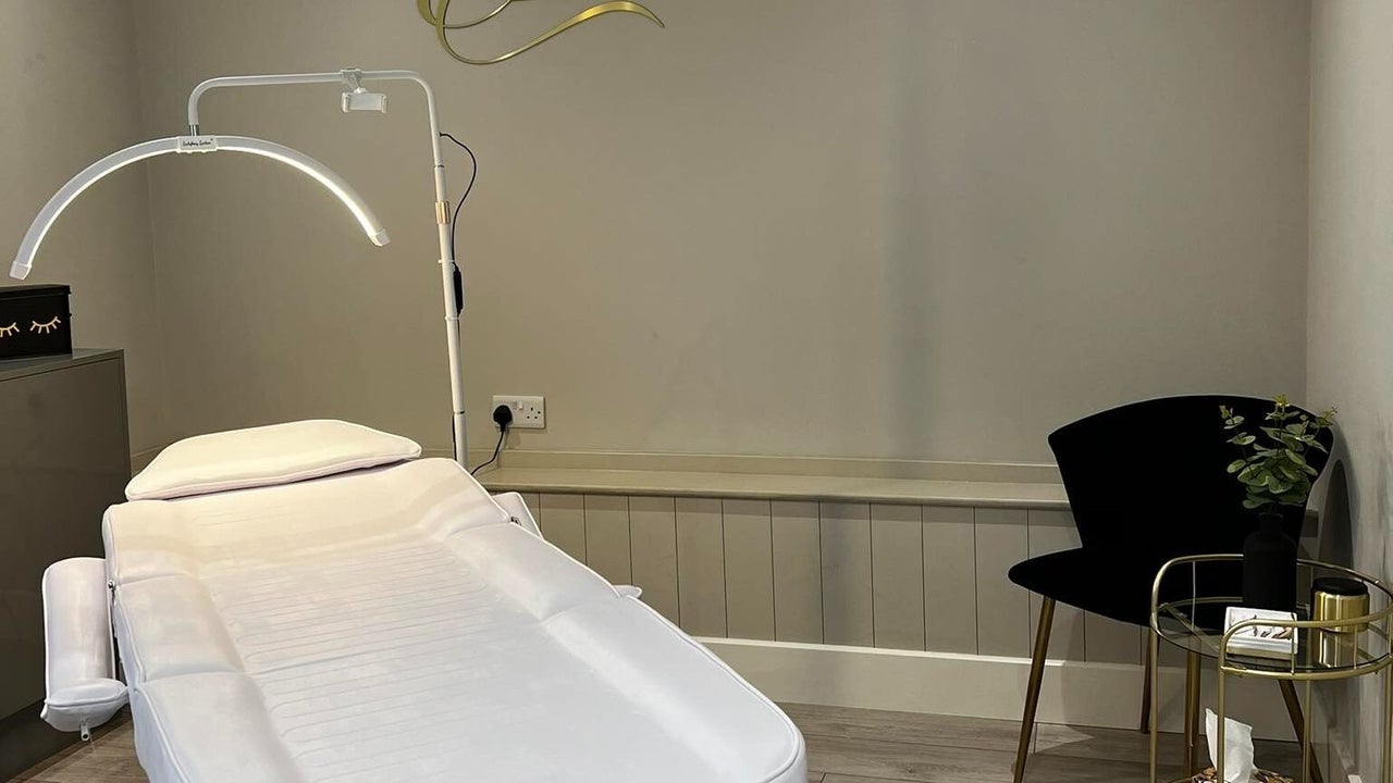 30ad641b-b3d0-4995-a2f8-f2b038249cf6-ekbeauty-gb-england-fareham-fresha-7138514