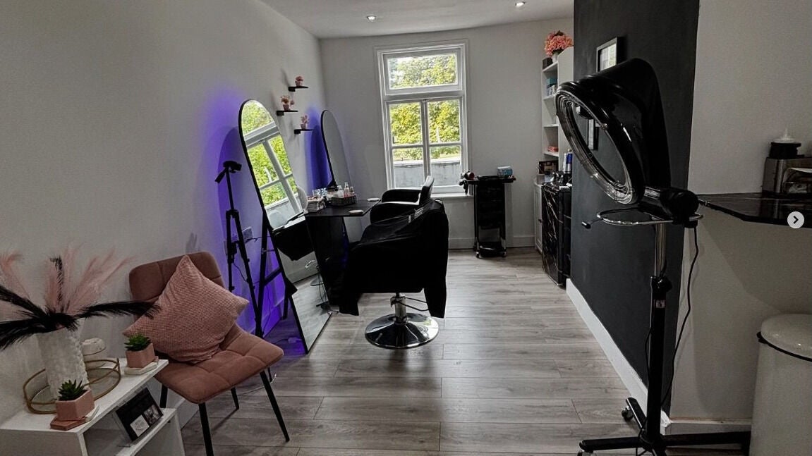 31931227-fc6f-4966-8deb-23b021a07f43-lolos-gb-england-southampton-fresha-2814442