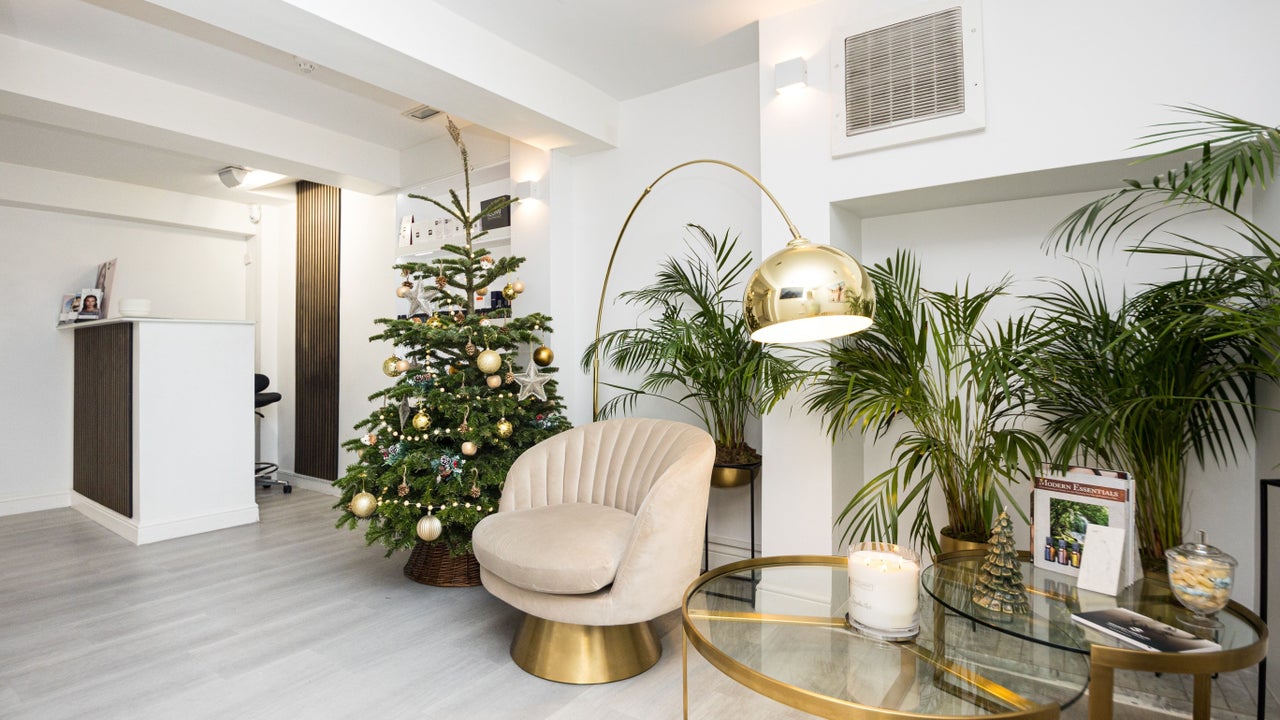 31b4e1ff-5493-45aa-b617-d0a49f1dac27-nandnknightsbridge-gb-england-london-knightsbridge-fresha-3194087