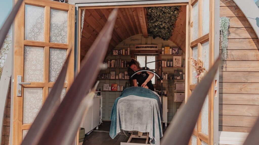 31bcd051-3153-447b-af2b-31593129e40c-6701790