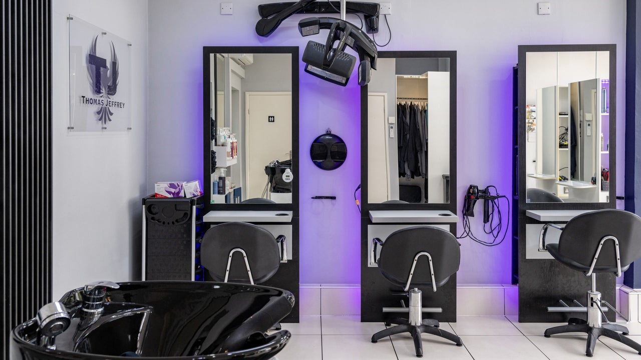 320eb539-8799-46b7-baca-bb5ead5dff13-thomasjeffreyhair-gb-england-coventry-fresha-7453711