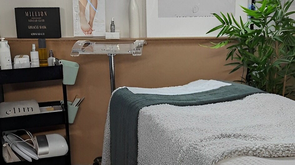 323ade7c-123d-4ee7-871d-4d4b105f8ae8-lunablush-gb-england-highworth-fresha-1549996