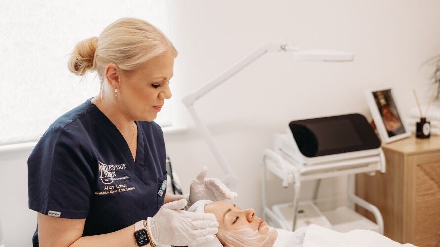 326692e3-e560-4bb9-a5d7-e129f09bd4a9-prestigeskin-gb-england-drydrayton-scotlandroad-fresha-2430965