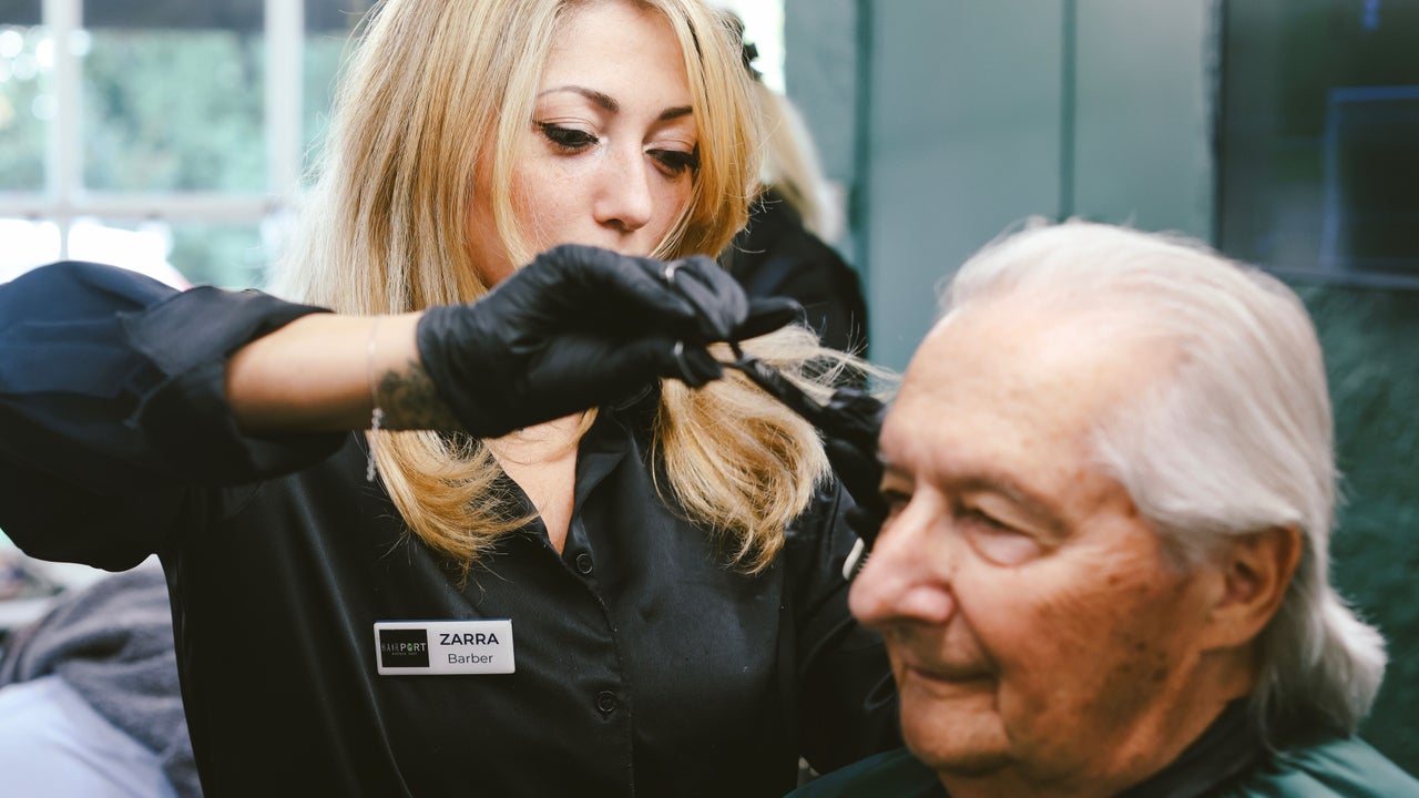 32f4c652-c9d5-47d9-b09b-d676d1434cff-hairport-gb-england-bushey-busheyheath-fresha-1122697