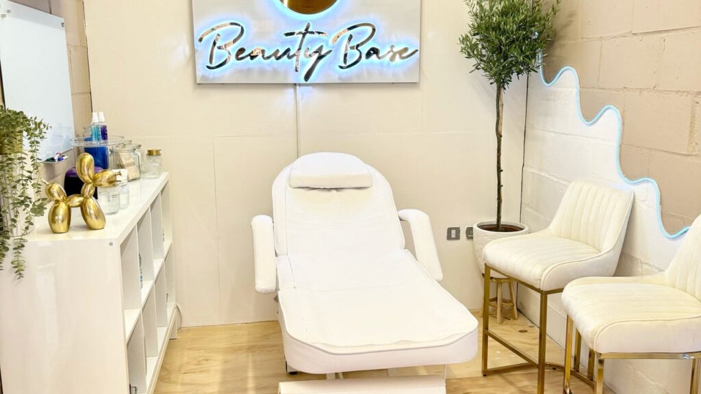 337a495f-875d-438f-85ee-1140397be6d8-nizbeautybase-gb-england-london-fresha-4341777