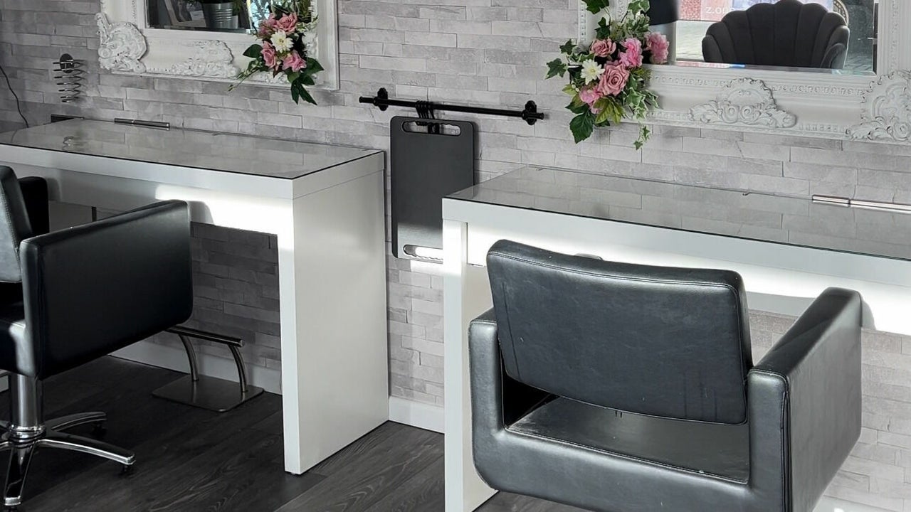 33c0ce48-c433-4fc7-b439-3495aedcedb3-makehairmagic-gb-england-gosport-fresha-2768085