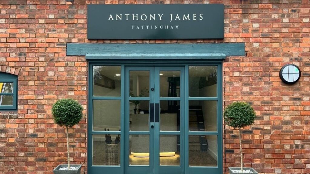 34c6edba-0aed-4be4-bb2f-81b135a8b97e-anthonyjames-gb-pattingham-fresha-7590210