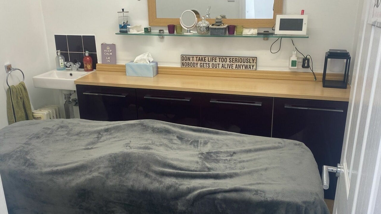 3537814e-8180-4f34-b7b6-3ba1a4a7546c-absolutehealthandbeauty-gb-england-watford-fresha-4937559