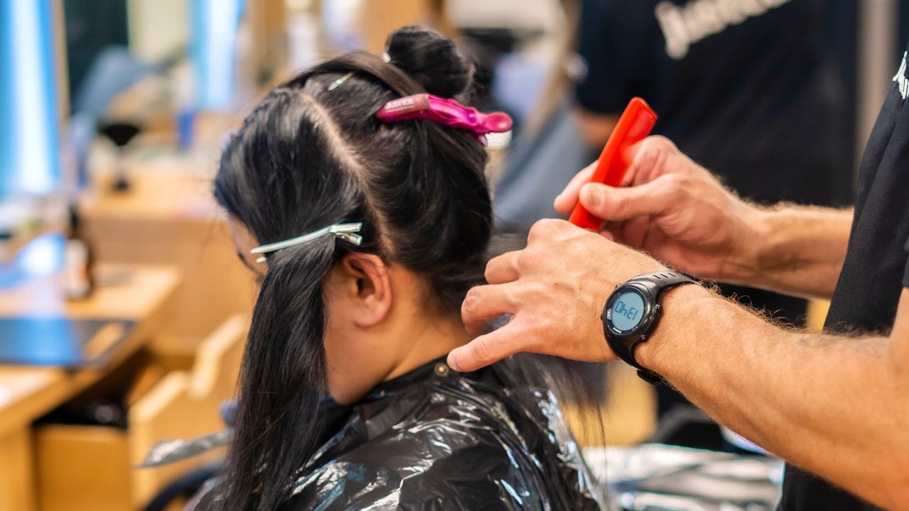 3541c39d-205f-4fcf-9d78-b406e50c607c-justcutscolourblackburn-gb-england-blackburn-fresha-8186875