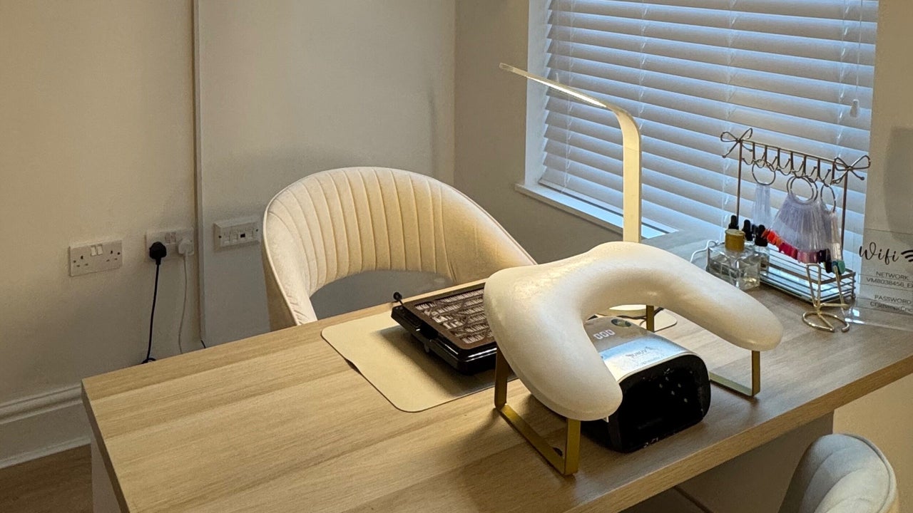 364b4e36-0af1-43eb-801d-afda3b985868-glambybeth-gb-england-bolton-heaton-fresha-3983798