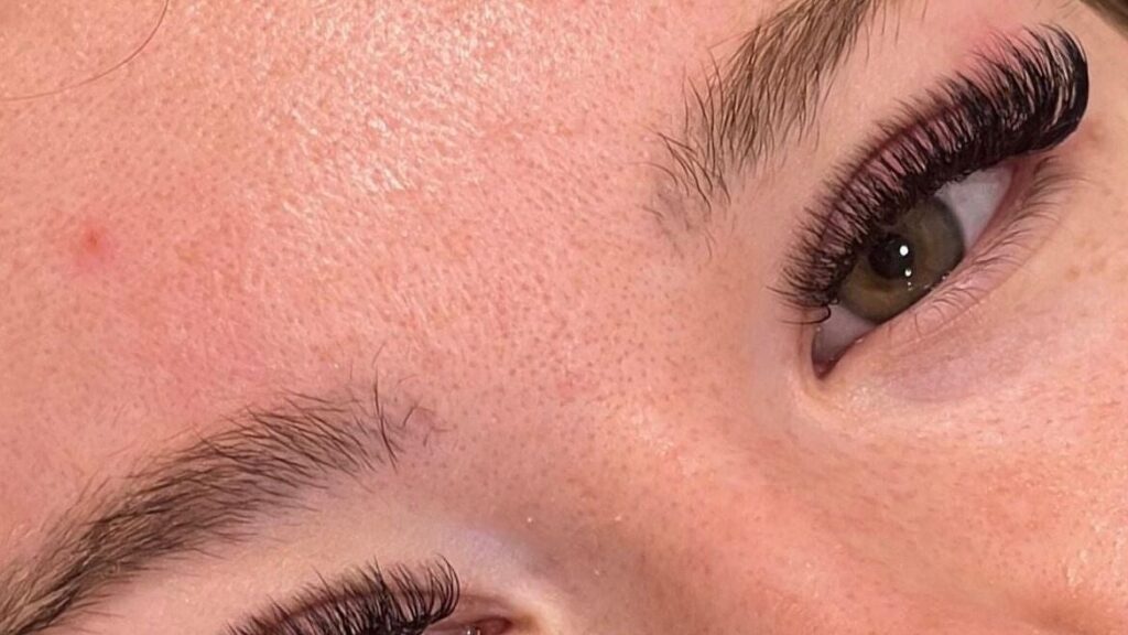 36636be5-3547-44e4-87c8-4cb1327d6e4f-homeofbeautybyholly-gb-england-oldleake-fresha-5943396