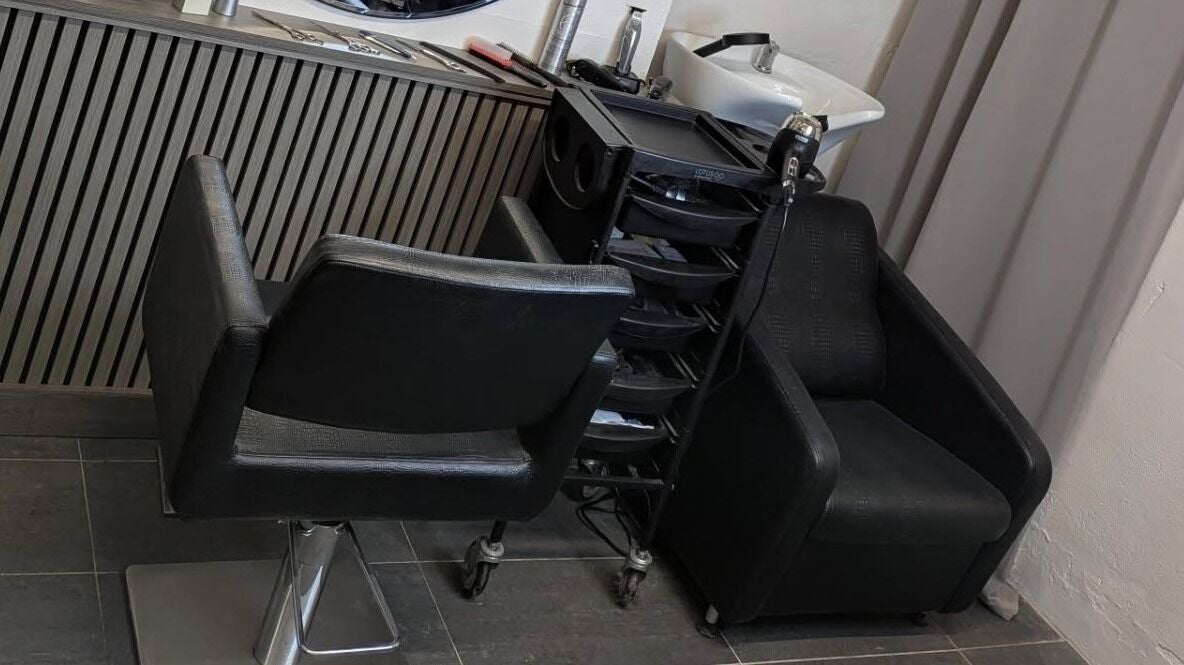 37188803-3a6b-4f48-8a68-a1fc1aa080d7-rikkitheodosihair-gb-england-dudley-uppergornal-fresha-1423559