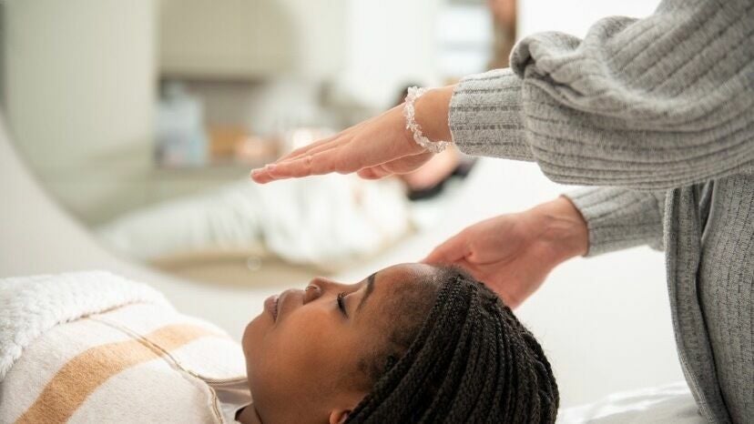 3774e00a-664f-47b2-bf20-90afc59e4638-7921315