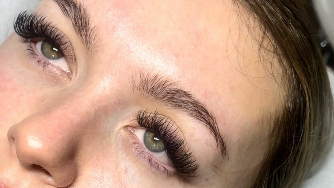 38693993-237f-41d0-a52a-42d6c5e21465-theblinkbar-gb-wales-lampeter-fresha-8483480