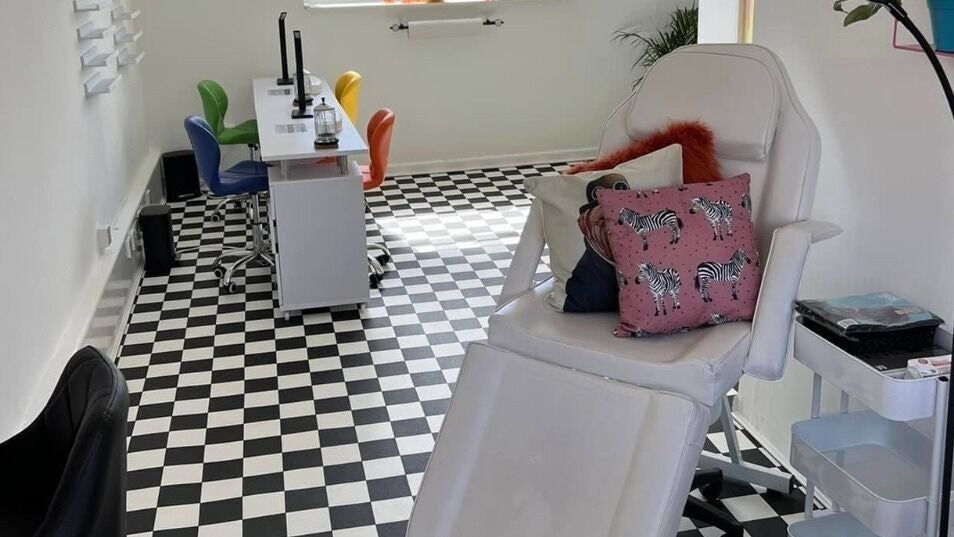 38c02ba0-304f-4457-8791-a65a1516a62d-cplhairhouse-gb-england-plymouth-plymstock-fresha-4113317