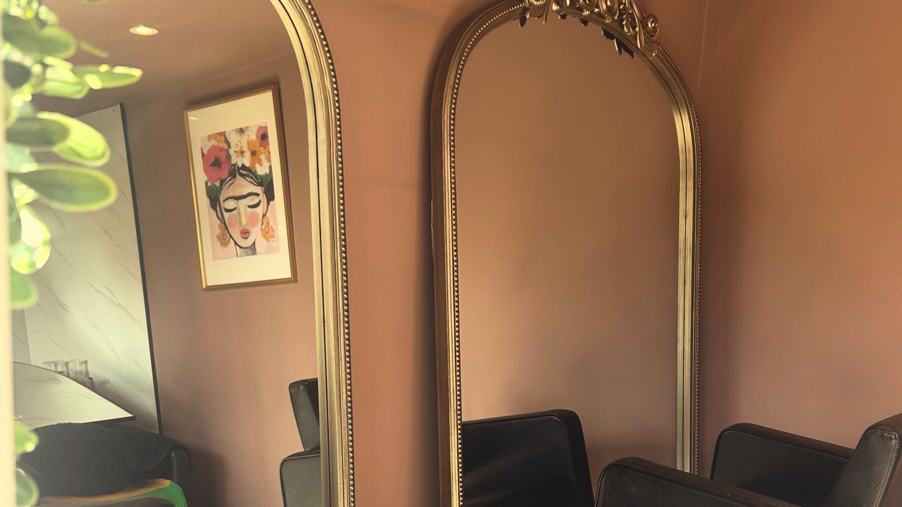 39f9d2d9-507c-4cca-89d7-bc5573f7817d-thecolourpodbykionalawless-gb-england-runcorn-fresha-4382829