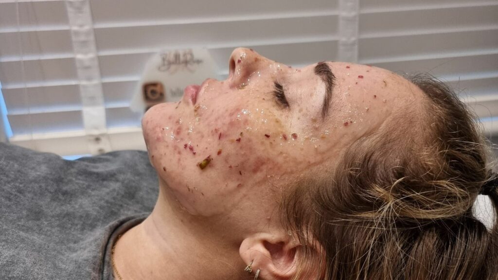 3a0c8fee-22b4-4fcd-a166-632a89fcde0d-1242599