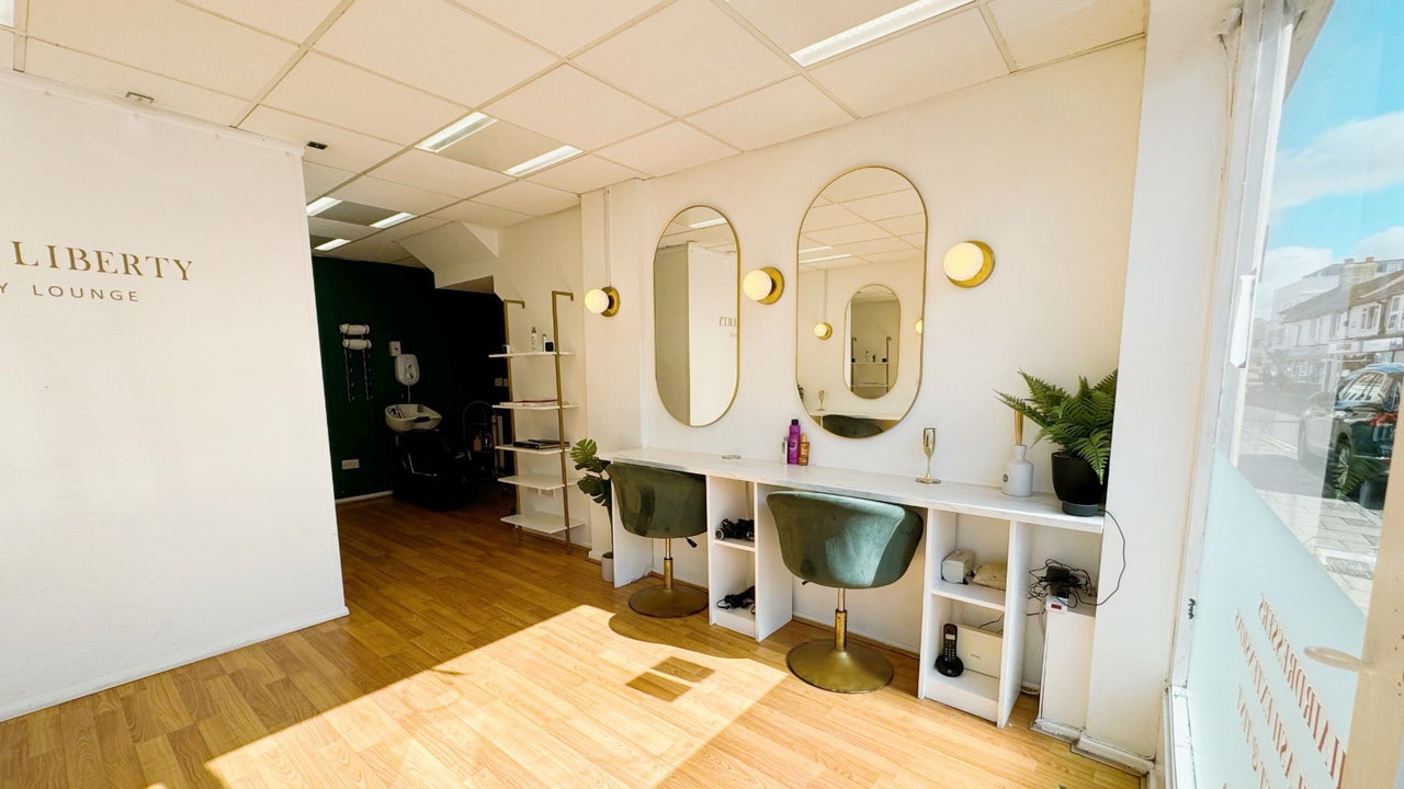 3a535bb4-4917-45e8-bd26-36fd1b25a45c-charlottelibertyhairbeauty-gb-england-shoreham-by-sea-fresha-2861929