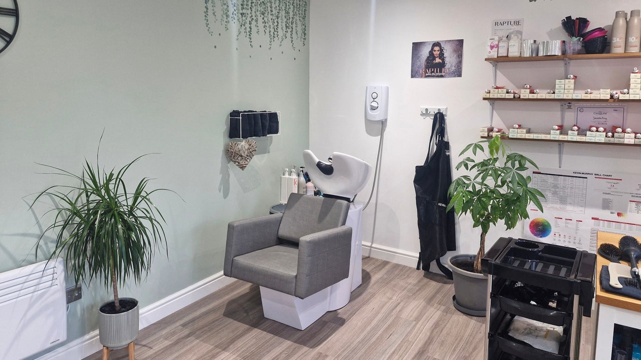 3b5e4dc0-e62e-41bb-8a29-413e6c2220db-sambrayhair-gb-england-thurmaston-fresha-4767706